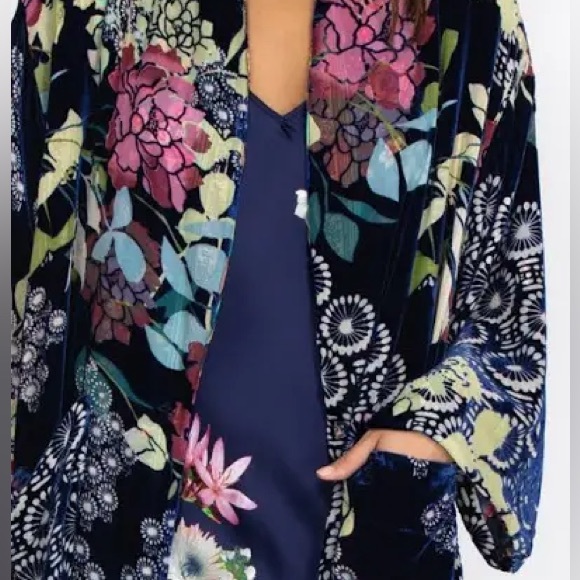 Johnny Was velvet SIERRA BURNOUT HEART KIMONO NWT RARE - Picture 16 of 16